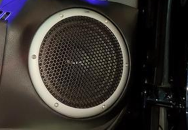 What types of speakers are there